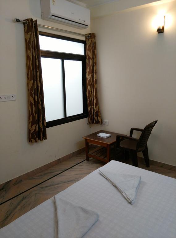 Madhav Guest House ชัยปุระ ภายนอก รูปภาพ