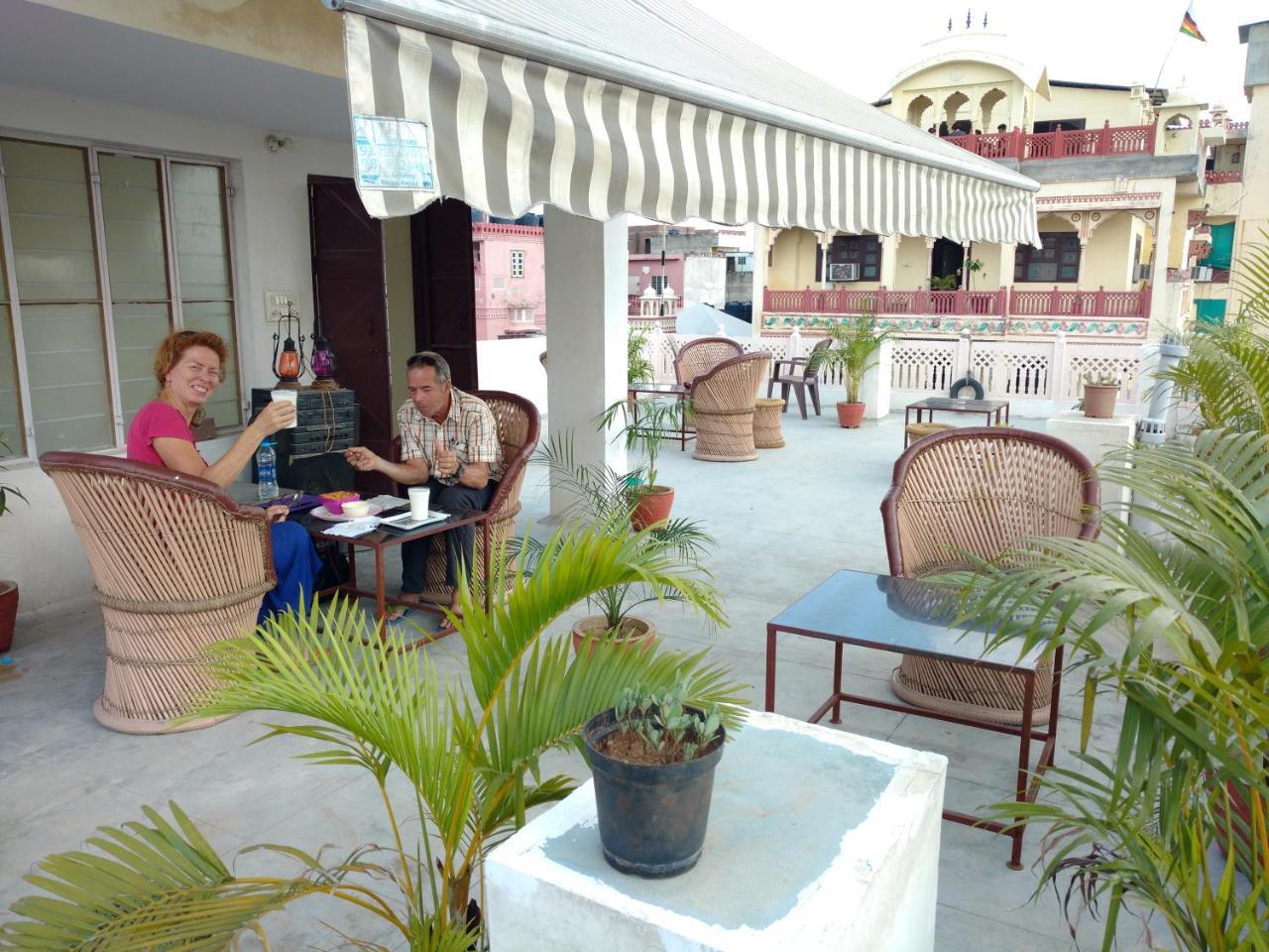 Madhav Guest House ชัยปุระ ภายนอก รูปภาพ
